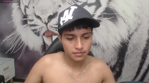 Snapshot of cora_gunn chatting on 1, 2, 2025 Cora online show from 1, 2, 2025