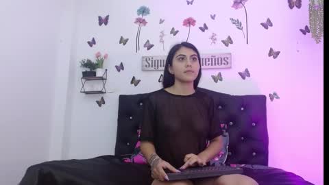 Snapshot of coral_villalobos chatting on 16, 2, 2026 Coral Villalobos online show from 16, 2, 2026