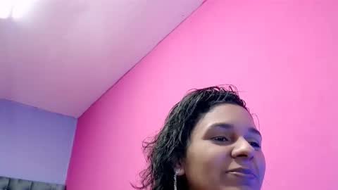 Snapshot of coral_whore18 chatting on 15, 12, 2025 Coral online show from 15, 12, 2025