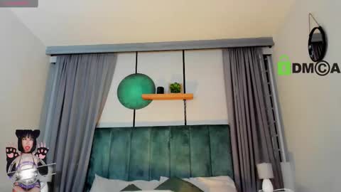 Coral Stefani online show from 29, 11, 2025