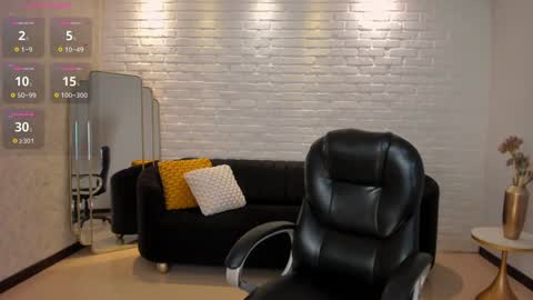 Corinne Russo online show from 30, 1, 2025