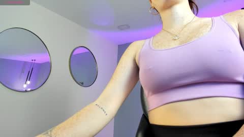 Corinne Russo online show from 6, 10, 2025