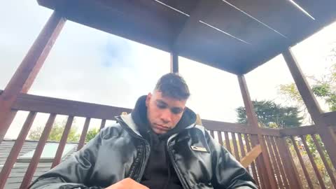 Snapshot of coronelking chatting on 3, 1, 2025 coronelking online show from 3, 1, 2025