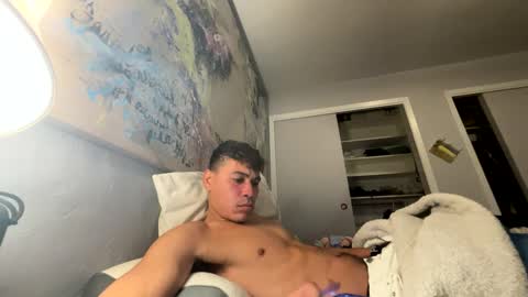 Snapshot of coronelking chatting on 15, 1, 2025 coronelking online show from 15, 1, 2025