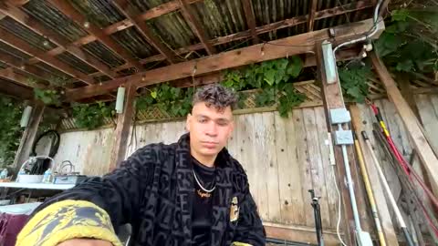 Snapshot of coronelking chatting on 21, 10, 2025 coronelking online show from 21, 10, 2025