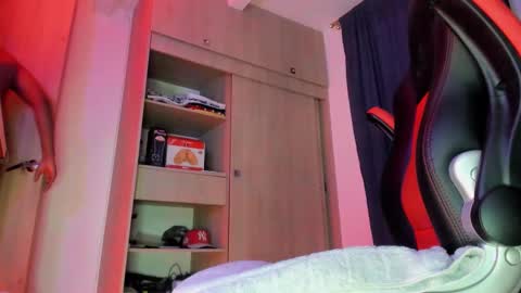 Corvis Xnc0012 online show from 15, 10, 2025