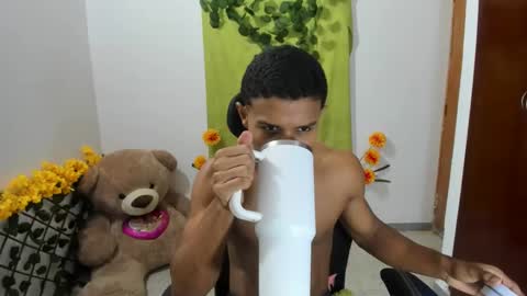 Snapshot of corzoethan chatting on 14, 12, 2024 Ethan online show from 14, 12, 2024