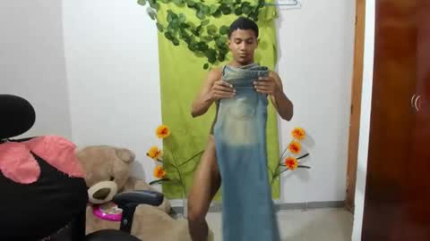 Snapshot of corzoethan chatting on 21, 12, 2024 Ethan online show from 21, 12, 2024