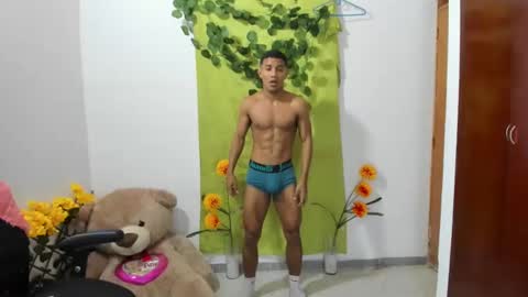 Snapshot of corzoethan chatting on 23, 12, 2024 Ethan online show from 23, 12, 2024