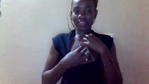 Snapshot of cosabella_cosie chatting on 12, 4, 2026 Cosabella online show from 12, 4, 2026