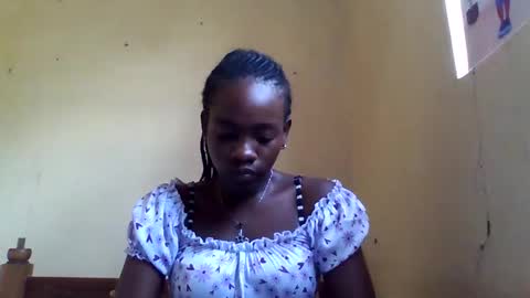 Snapshot of cosabella_cosie chatting on 5, 5, 2026 Cosabella online show from 5, 5, 2026