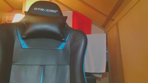 Snapshot of cosmicjones88 chatting on 5, 2, 2025 cosmicjones88 online show from 5, 2, 2025