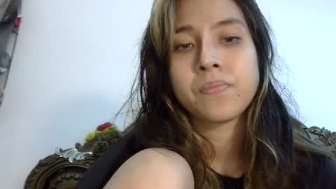 Liz Gwyneth Charlota online show from 17, 2, 2025