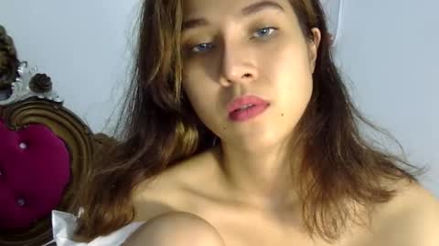 Liz Gwyneth Charlota online show from 12, 3, 2025