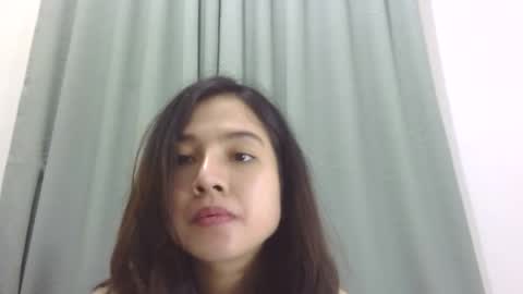 Liz Gwyneth Charlota online show from 6, 3, 2026