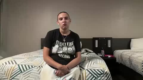 Alaskawildcouple online show from 18, 5, 2026