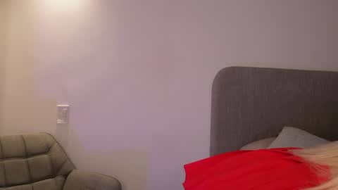 Snapshot of couple_of_your_dreams_ chatting on 24, 6, 2026 Kay online show from 24, 6, 2026