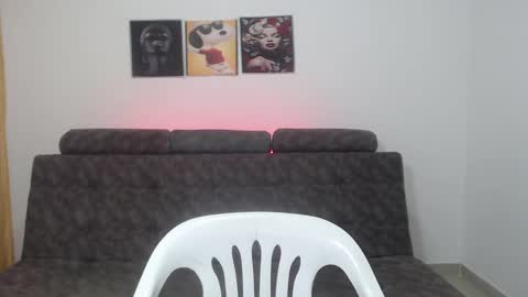 Snapshot of couple_sexandlove chatting on 11, 3, 2025 ALEJANDRO Y EMILY online show from 11, 3, 2025