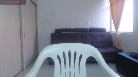  ALEJANDRO Y EMILY  online show from 7, 11, 2025