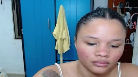 Snapshot of couple_sexy8 chatting on 9, 12, 2024 SOPHIE Y CAMILO online show from 9, 12, 2024