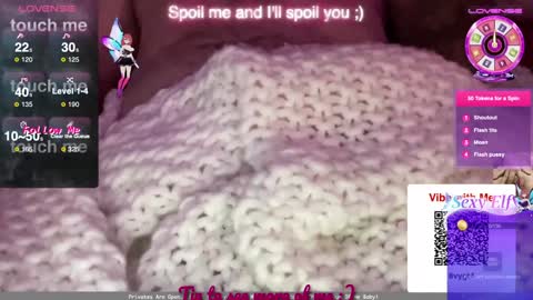 Snapshot of couple_who_freaks chatting on 31, 12, 2024 Bald Beautiful online show from 31, 12, 2024