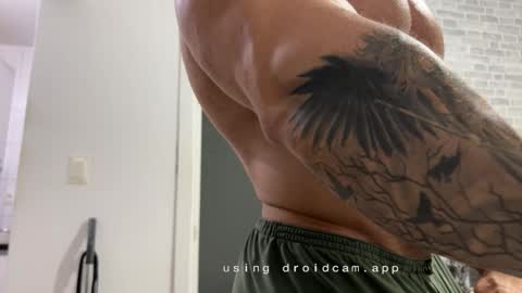 couplemuscle40 online show from 20, 2, 2026