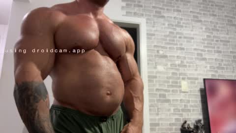 couplemuscle40 online show from 17, 3, 2026