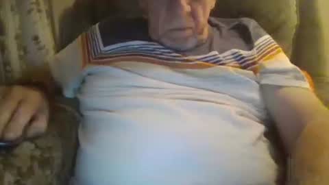 Snapshot of courieral1 chatting on 10, 9, 2025 courieral1 online show from 10, 9, 2025