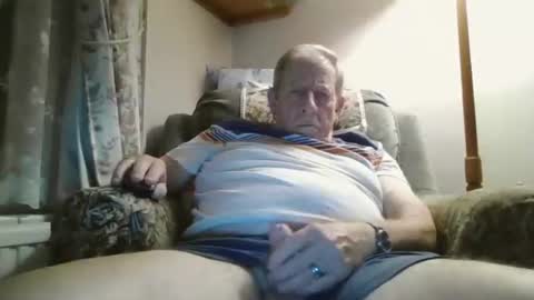 Snapshot of courieral1 chatting on 17, 9, 2025 courieral1 online show from 17, 9, 2025