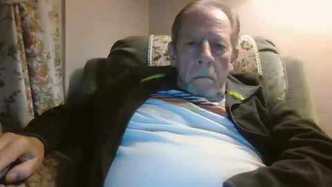 Snapshot of courieral1 chatting on 18, 9, 2025 courieral1 online show from 18, 9, 2025