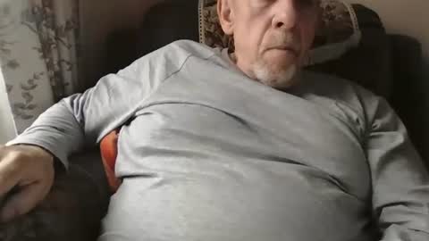 Snapshot of courieral1 chatting on 28, 9, 2025 courieral1 online show from 28, 9, 2025