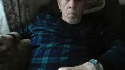 Snapshot of courieral1 chatting on 11, 10, 2025 courieral1 online show from 11, 10, 2025