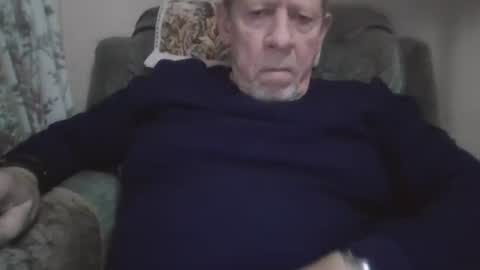 Snapshot of courieral1 chatting on 21, 11, 2025 courieral1 online show from 21, 11, 2025