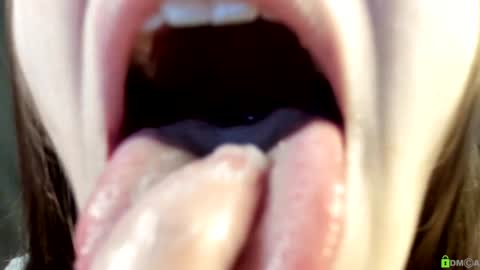Snapshot of courtney_luv chatting on 10, 10, 2025 Im Courtney Nice to meet youFollow meInstagram courtneyluv778 online show from 10, 10, 2025