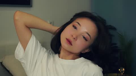 Yui online show from 30, 1, 2025