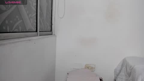 Snapshot of cowmarce chatting on 15, 10, 2025 Marce Online 1pm - 7pm gmt-5 online show from 15, 10, 2025