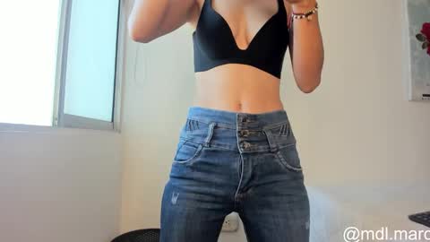 Snapshot of cowmarce chatting on 27, 11, 2025 Marce Online 1pm - 7pm gmt-5 online show from 27, 11, 2025