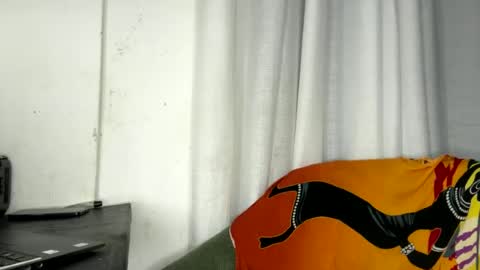 Snapshot of crave_meslowly chatting on 28, 6, 2026 Taliee online show from 28, 6, 2026