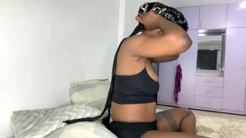 Snapshot of crave_meslowly chatting on 24, 7, 2026 Taliee online show from 24, 7, 2026
