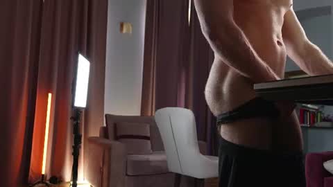 CraveLorenzo online show from 29, 6, 2026