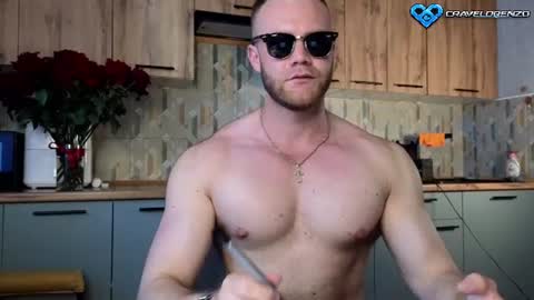 CraveLorenzo online show from 27, 7, 2026