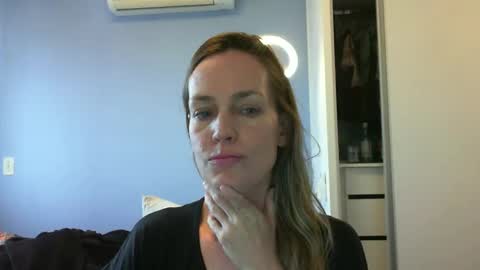 Anny online show from 28, 10, 2025