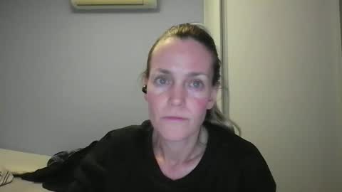 Anny online show from 15, 11, 2025