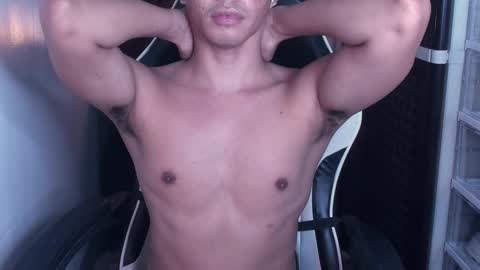 Snapshot of crazyasiancum chatting on 10, 2, 2025 Zion online show from 10, 2, 2025