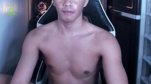 Snapshot of crazyasiancum chatting on 11, 2, 2025 Zion online show from 11, 2, 2025