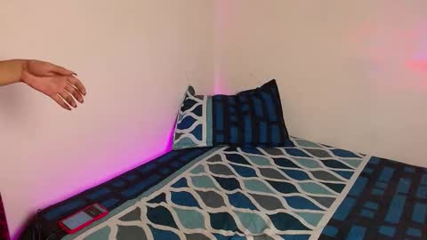 Mely online show from 11, 2, 2026