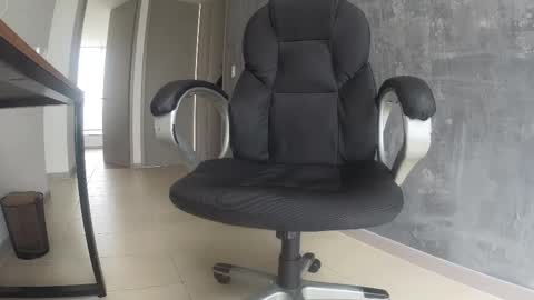 Snapshot of crazylive5 chatting on 21, 2, 2025 crazylive5 online show from 21, 2, 2025