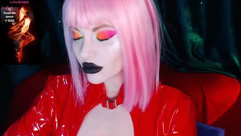 Snapshot of crazypinkyball chatting on 18, 12, 2024 Roxy online show from 18, 12, 2024