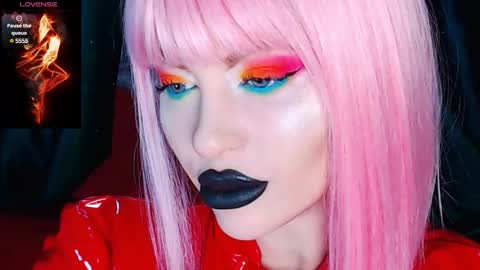 Snapshot of crazypinkyball chatting on 30, 12, 2024 Roxy online show from 30, 12, 2024