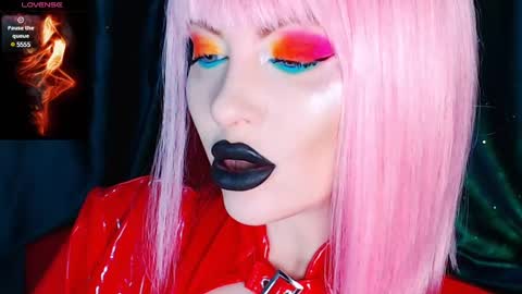 Snapshot of crazypinkyball chatting on 9, 1, 2025 Roxy online show from 9, 1, 2025